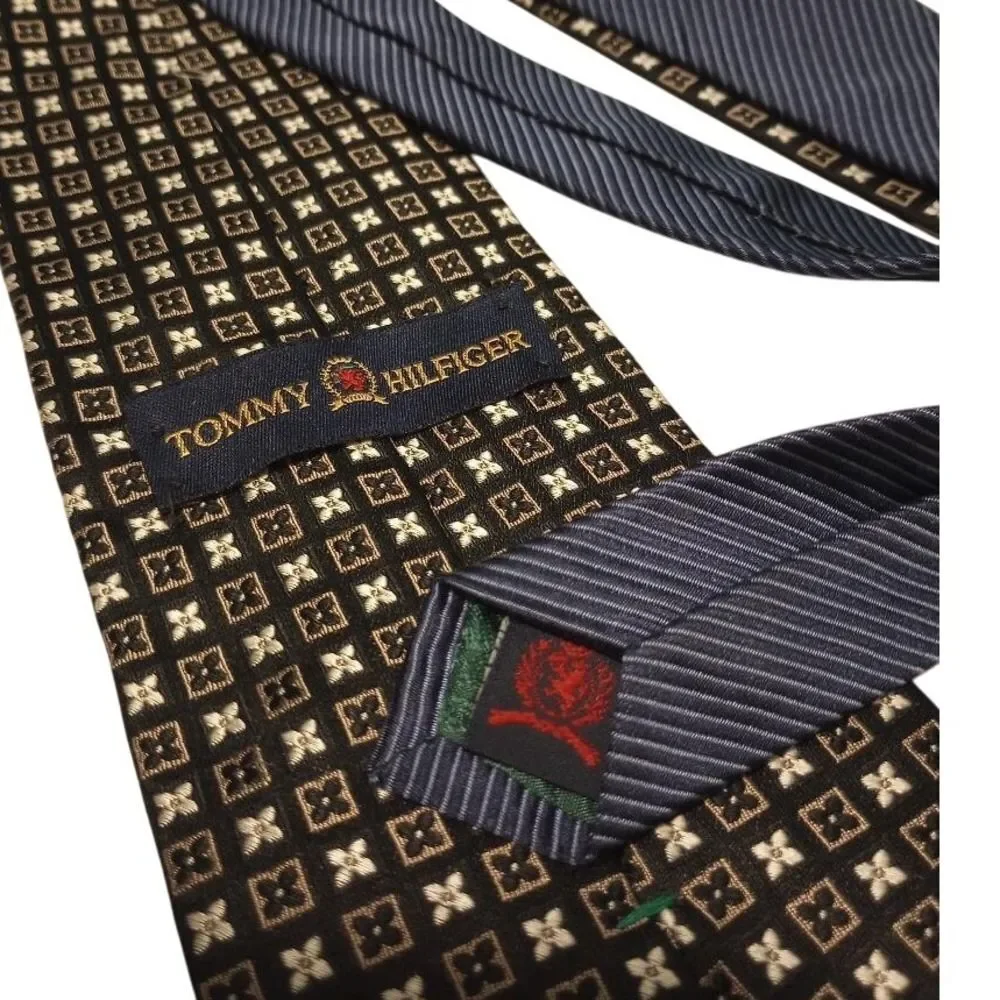 Tommy Hilfiger‎ Men's 100% Silk Geometric Pattern Classic Necktie Black Gold
